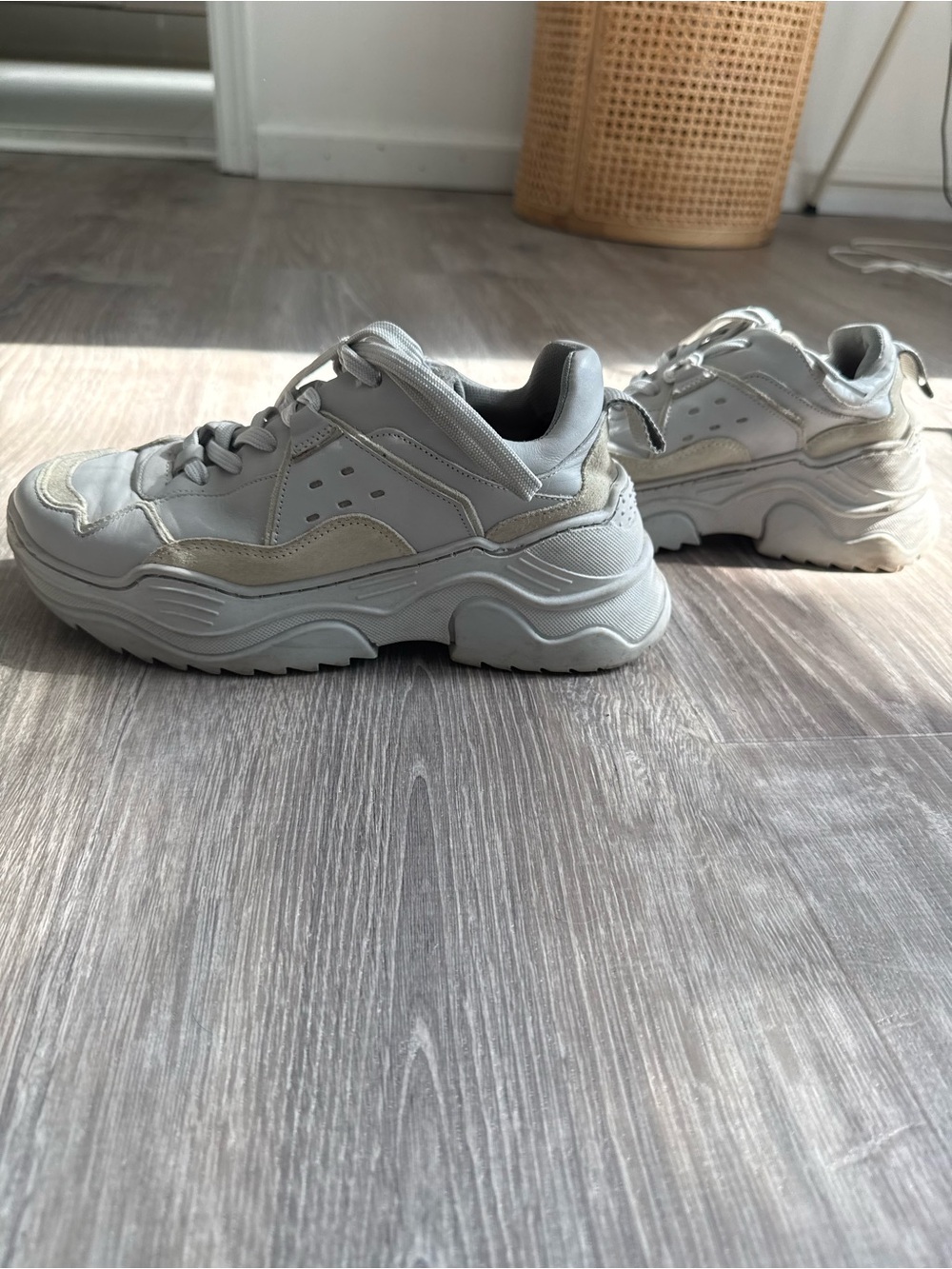 & Other Stories Chunky Platform Sneakers in Light Gray and Cream